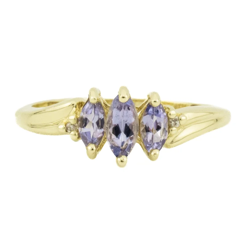 Oak grain engagement rings-Tanzanite Three Stone Ring in 10K Yellow Gold - Size 7.25