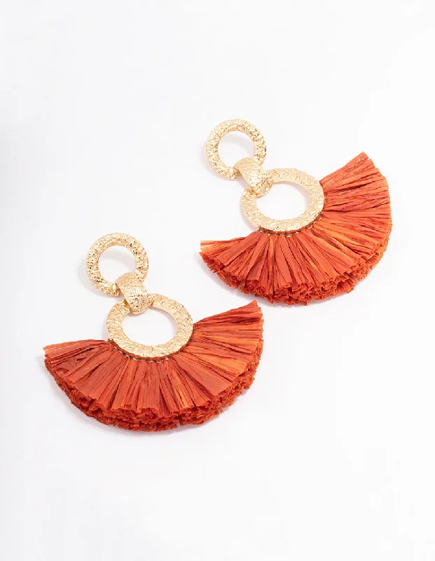 Fluid art earrings-Gold Hammered Orange Raffia Link Drop Earrings