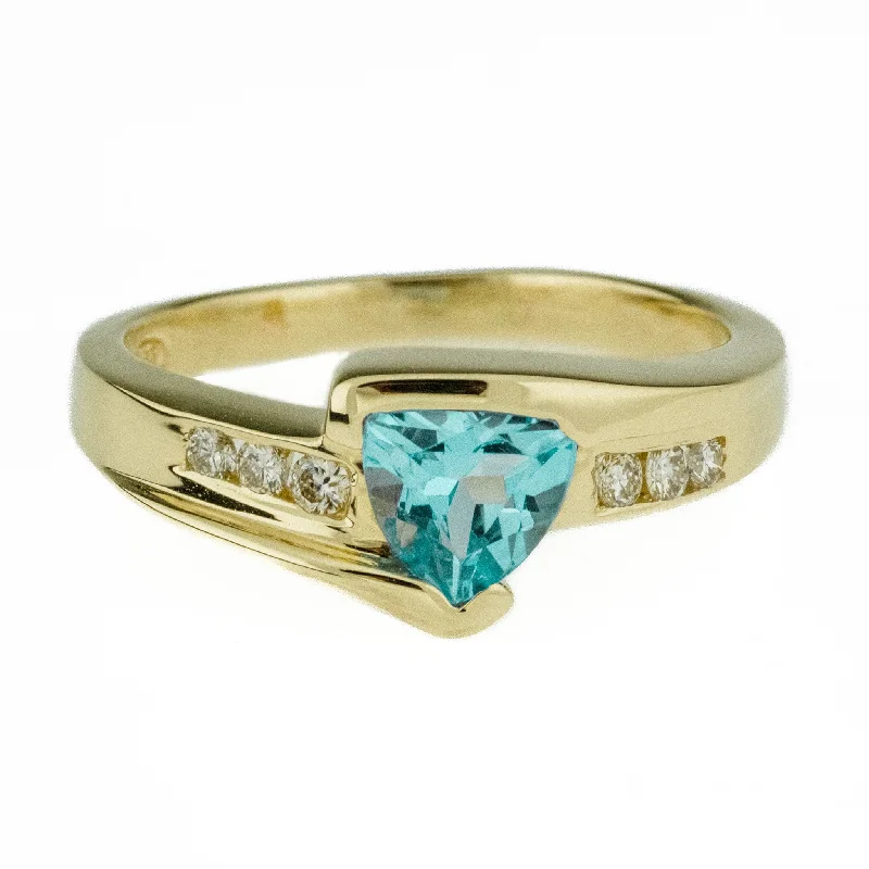 Vintage style engagement rings-1.00ctw Blue Topaz with Diamond Accents Ring in 14K Yellow Gold - Size 7